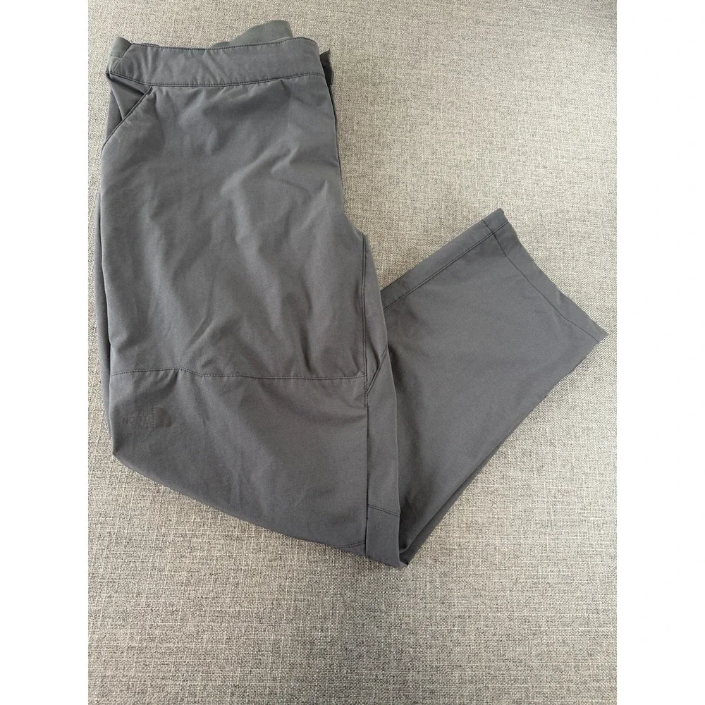 The North Face Men's Hiking Pants Gray 42x30 Short Outdoor Lightweight Nylon
